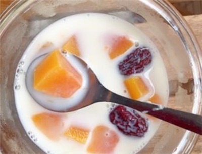 木瓜炖牛奶的做法,木瓜炖牛奶怎么做-图片1