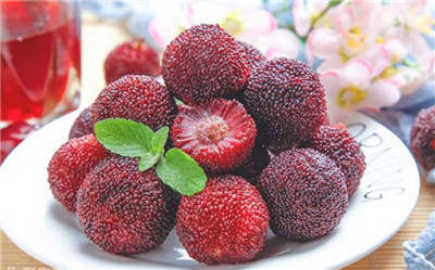 杨梅怎么洗，杨梅正确的清洗方法，杨梅怎么清洗才干净-图片2