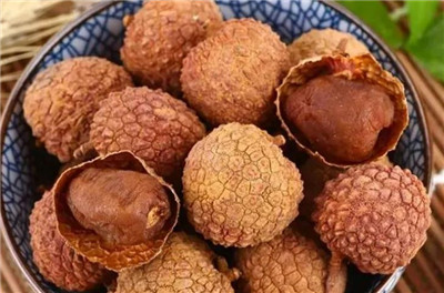 荔枝干的功效和作用,荔枝干的禁忌有哪些-图片1