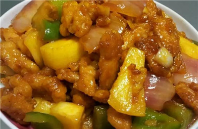 菠萝咕噜肉的家常做法大全，菠萝咕噜肉怎么做好吃又简单-图片1