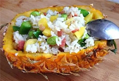 菠萝饭最正宗的做法，菠萝饭的家常做法大全-图片2