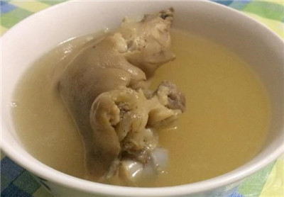 通草炖猪蹄的做法大全，通草炖猪蹄的功效和作用及禁忌-图片1