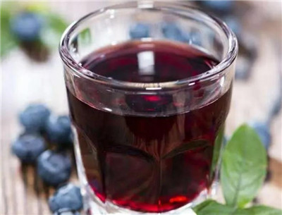 蓝莓酒的功效和作用，蓝莓酒的制作方法-图片2