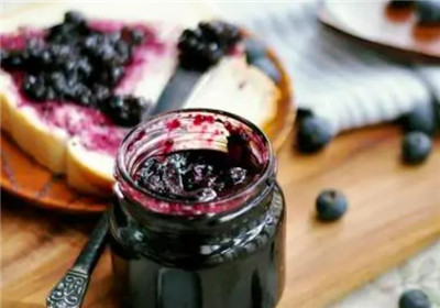 蓝莓果酱的家常做法大全，蓝莓果酱怎么做简单又健康-图片2